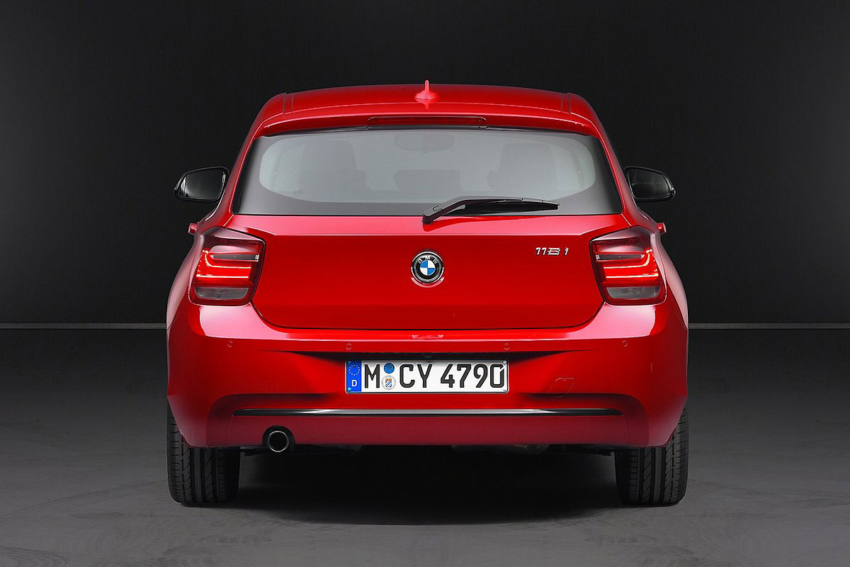 BMW-1-Series_2012_1600x1200_wallpaper_40.jpg