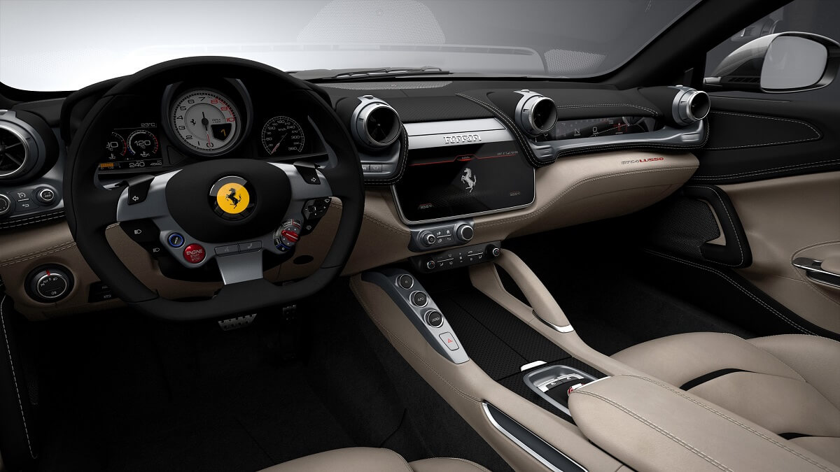 Ferrari GTC4Lusso (5).jpg