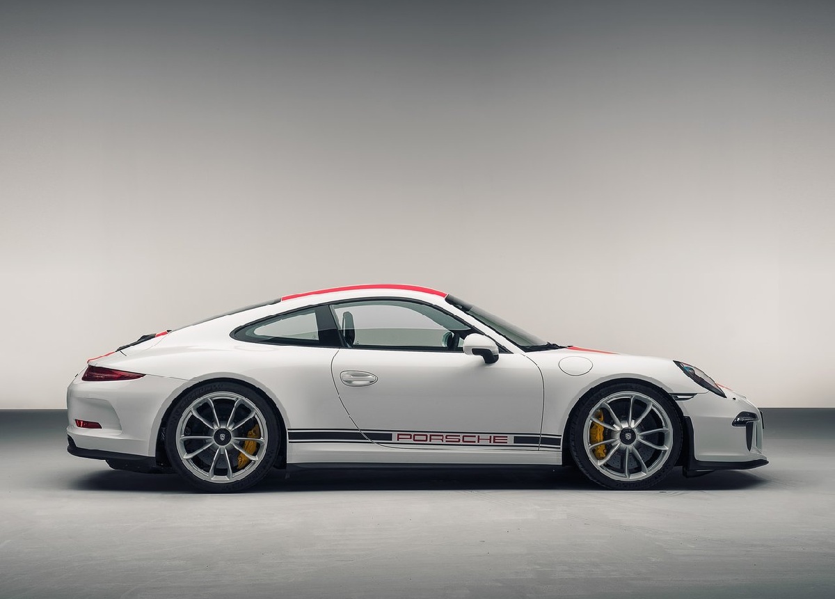 Porsche-911_R_2017- (7).jpg