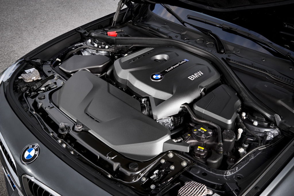全新BMW TwinPower Turbo 直列四缸汽油引擎.jpg