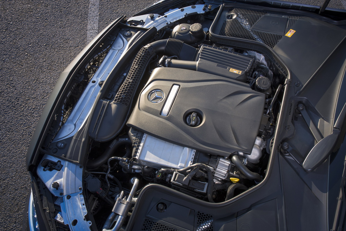 2017-Mercedes-Benz-C300-Coupe-engine-top-view-02.jpg
