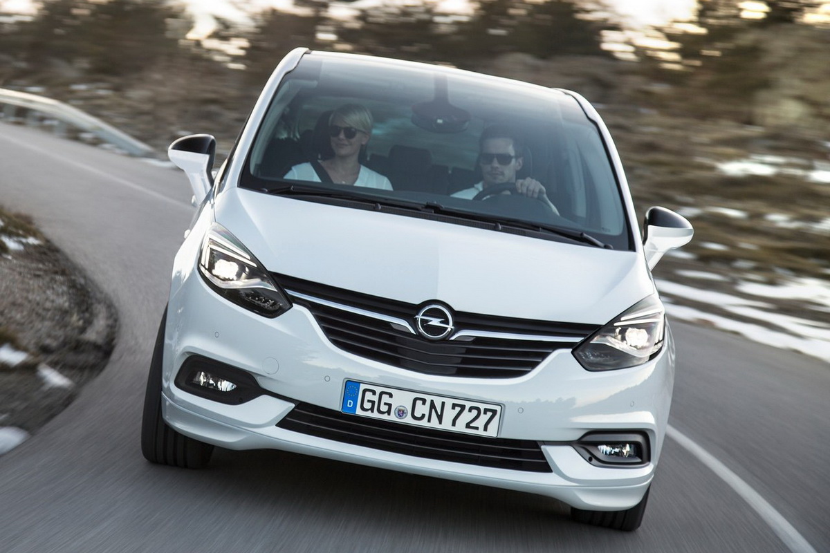 Opel-Zafira-2017-1280-0a.jpg