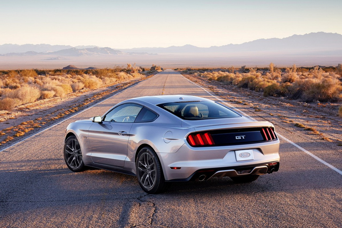 Ford-Mustang_GT-2015-1280-3c.jpg