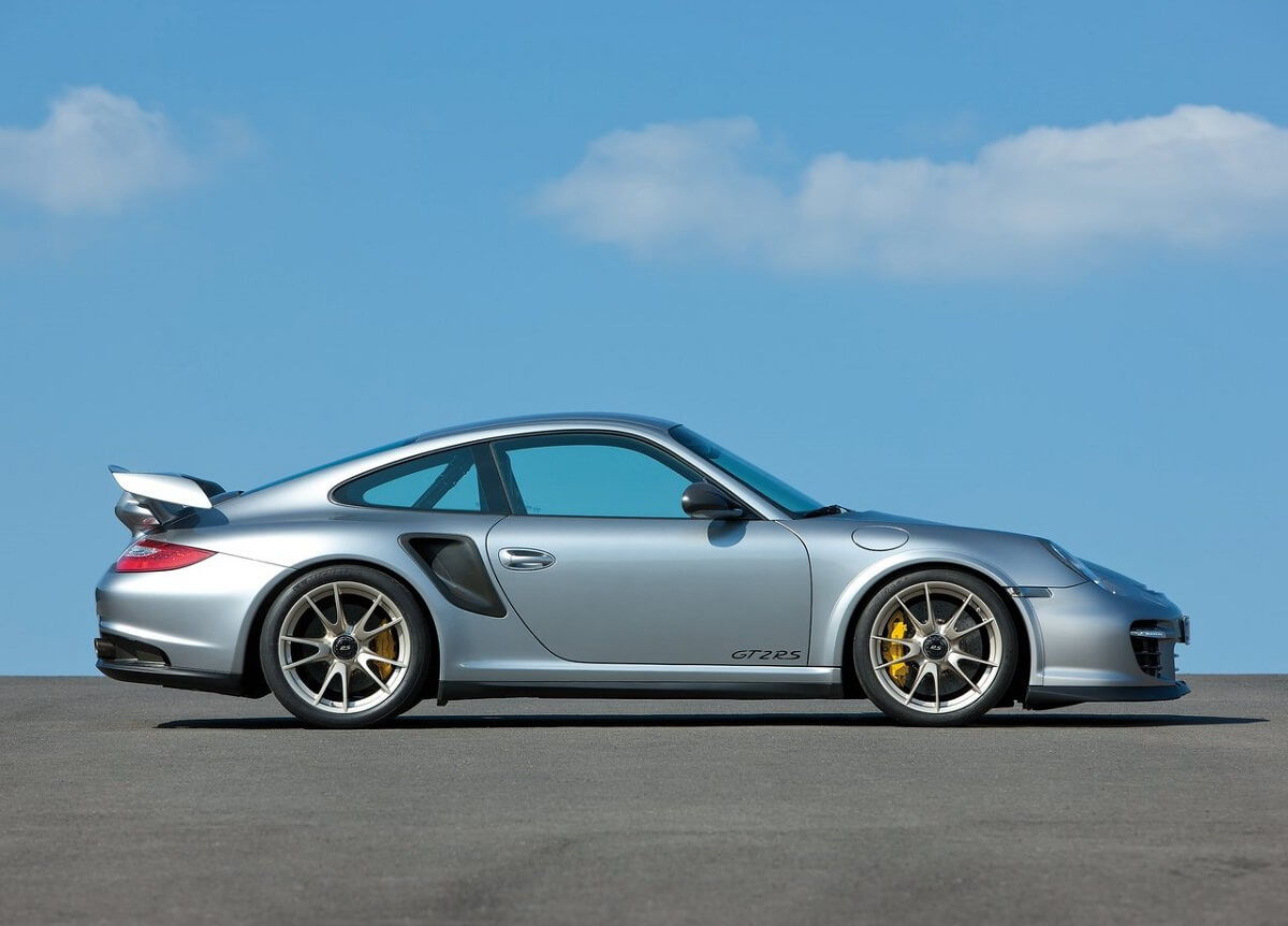 Porsche-911_GT2_RS-2011 (5).jpg