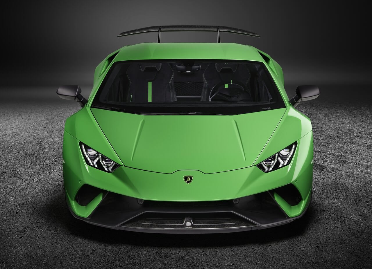 Lamborghini-Huracan_Performante-2018 (10).jpg