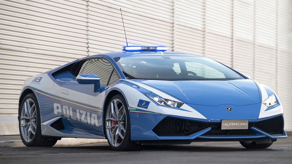 Lamborghini Huracan Policia (1).jpg
