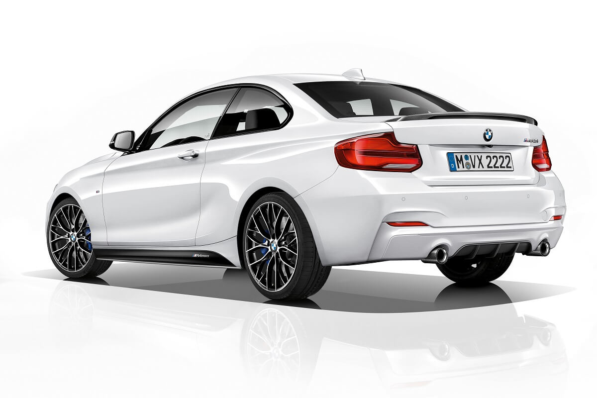 P90259126_highRes_the-new-bmw-m240i-m-.jpg