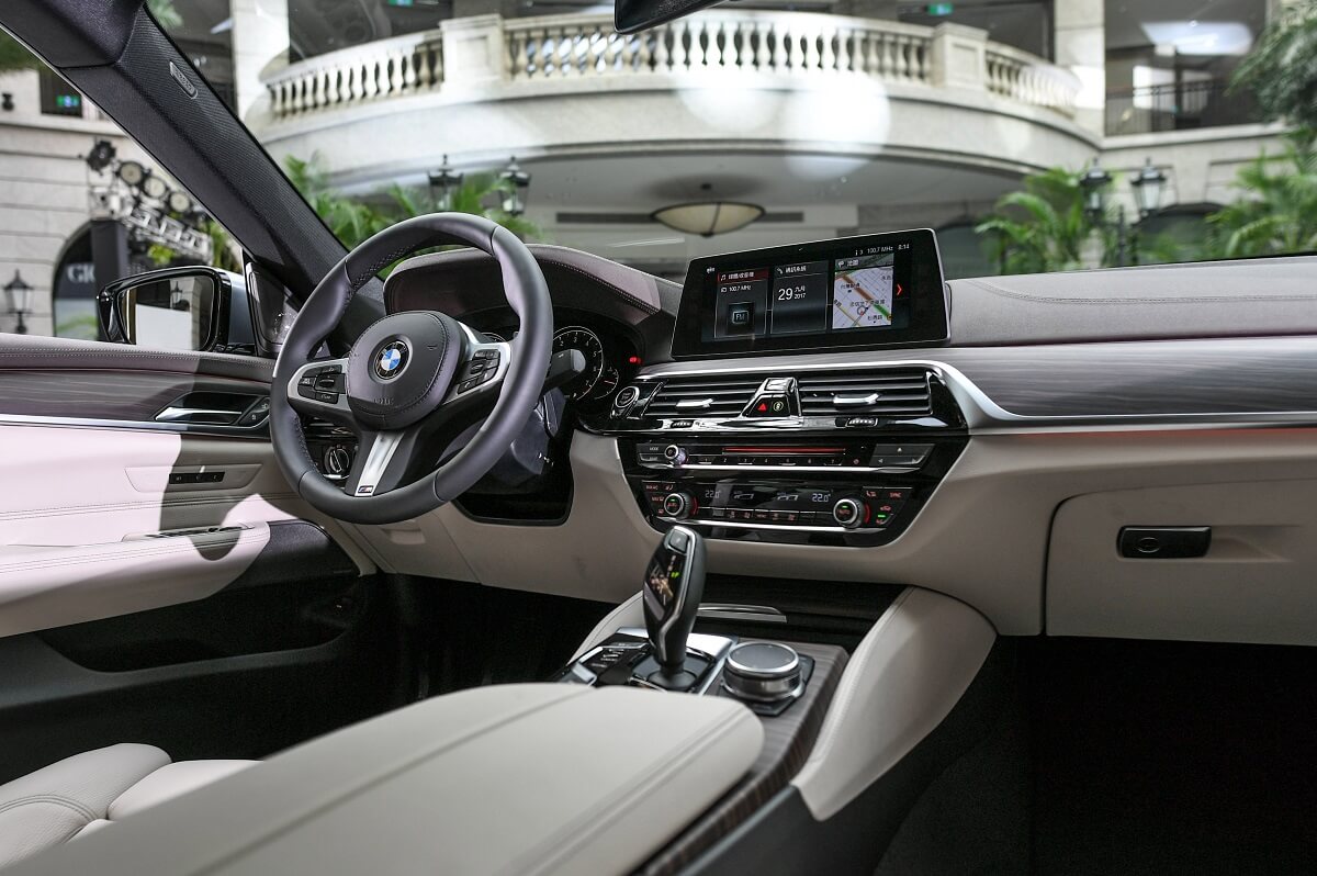BMW 6 Gran Turismo (3).jpg
