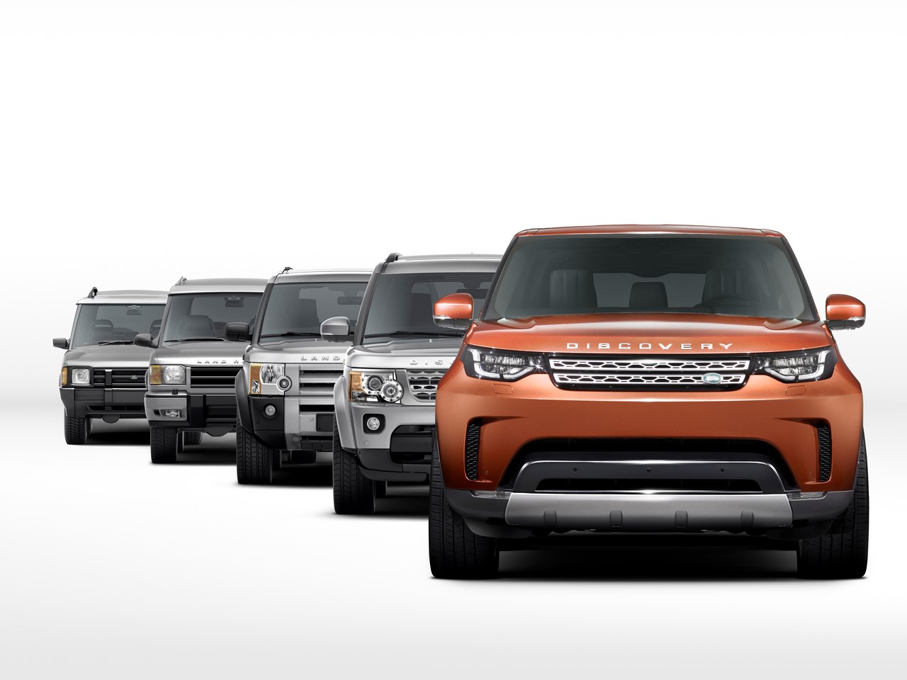 Land-Rover-Discovery-five-generations.jpg