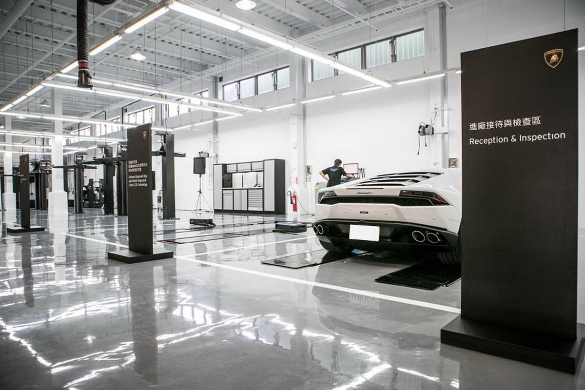 Lamborghini Taipei 南臺灣高雄服務中心(2).jpg