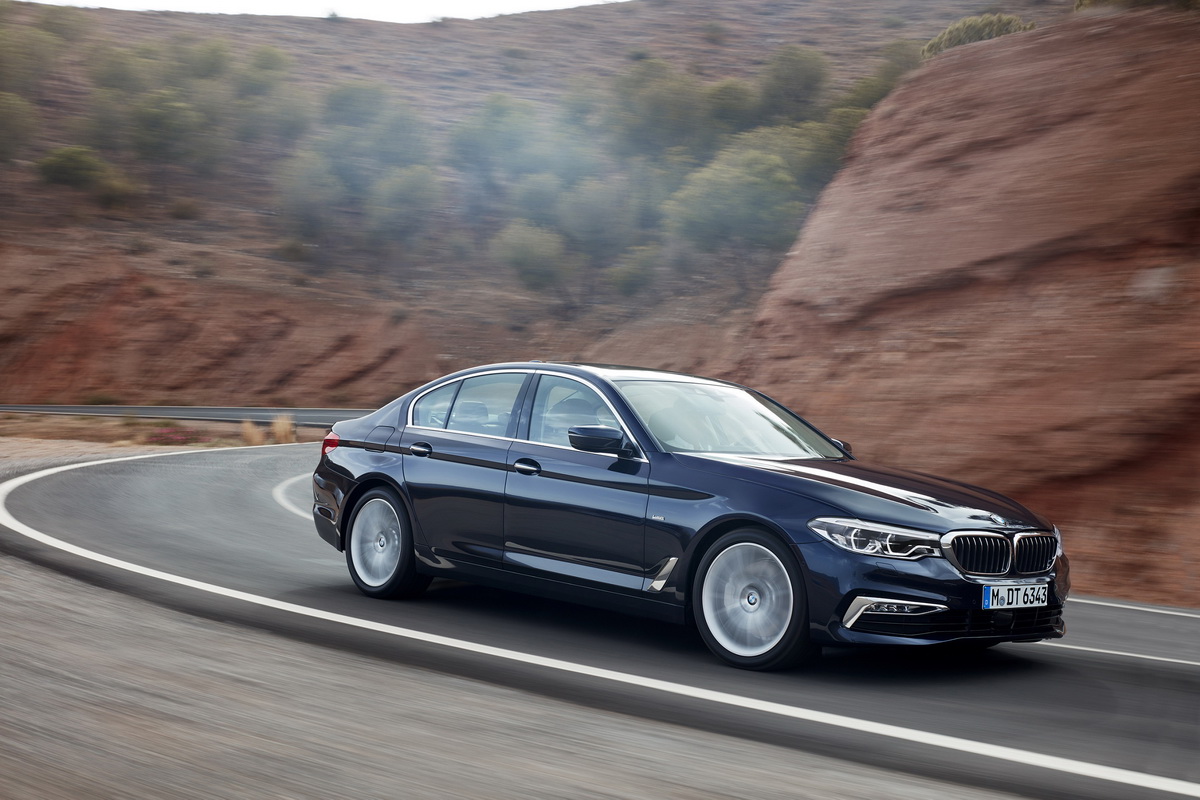 [新聞照片五] 全新BMW大5系列搭載Luxury Line風格套件.jpg