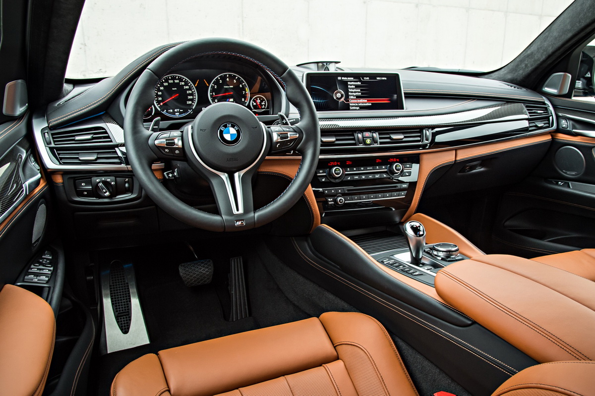 [新聞照片四] 全新BMW X5 M、BMW X6 M升級Full leather Merino全真皮內裝並搭載BMW智能衛星導航含10.25吋觸控螢幕及智慧互聯駕駛套件.jpg