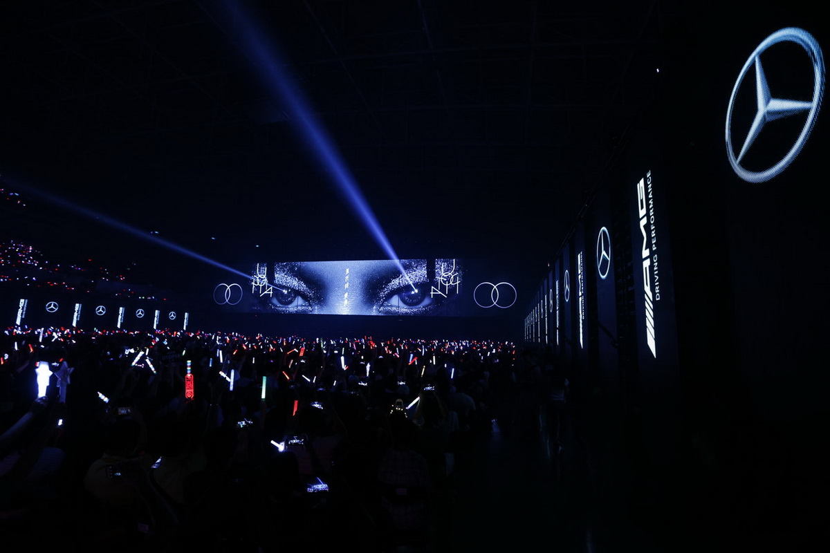 台灣賓士冠名贊助「aMEI 烏托邦2.0慶典 世界巡迴演唱會」，經典金曲喚醒歌迷20年音樂回憶，帶給全場一次次的感動與震撼.jpg