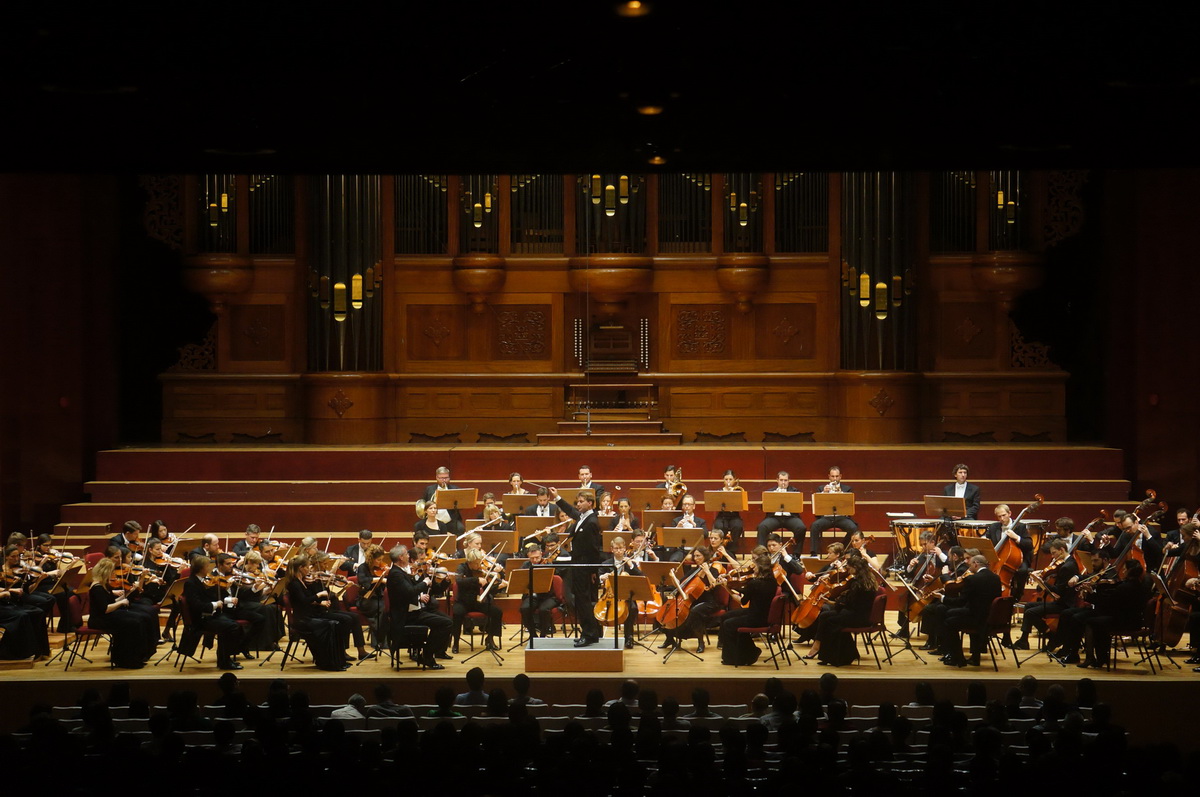 克里斯蒂安．阿閔領軍的維也納室內管弦樂團，於10月21日及10月22日一連兩天，帶給台灣樂迷純正血統的維也納音樂盛宴.jpg