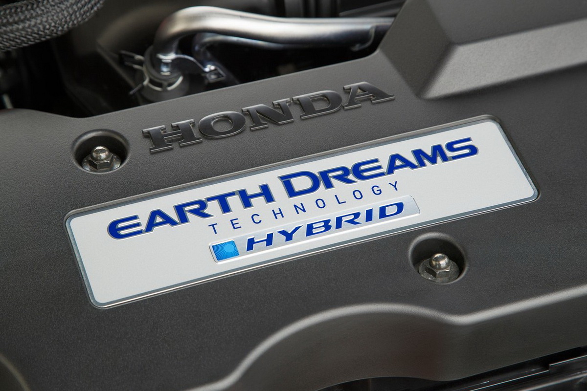 Honda-Accord_Hybrid-2017-1280-4a.jpg