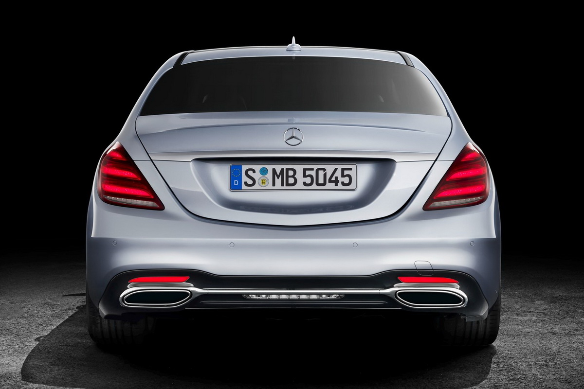 Mercedes-Benz-S-Class-2018-1600-0b.jpg
