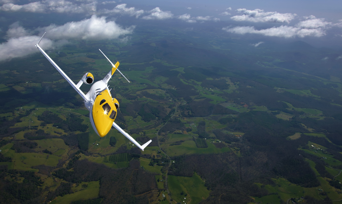HondaJet Airborne2.jpg