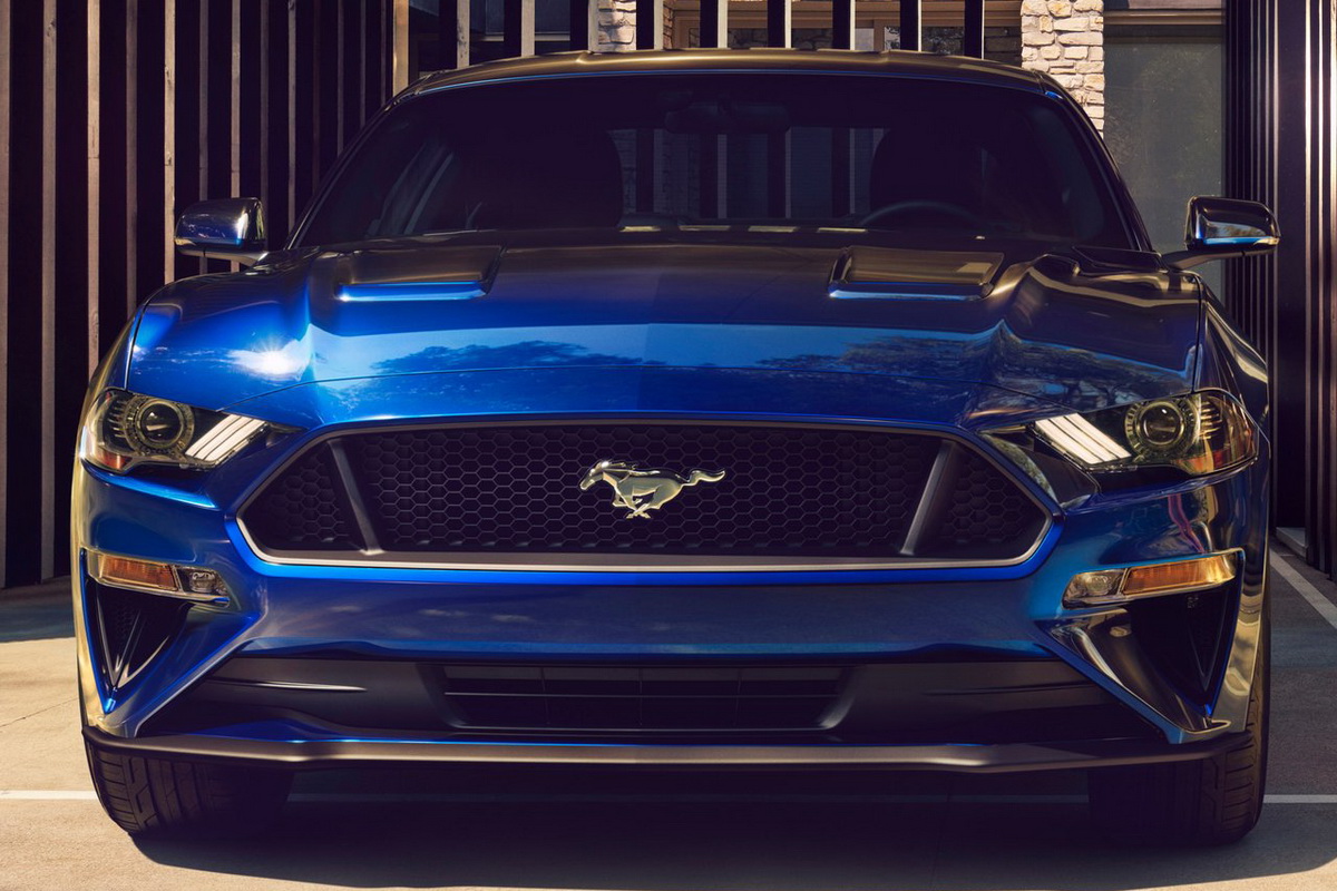 Ford-Mustang_GT-2018-1280-0b.jpg