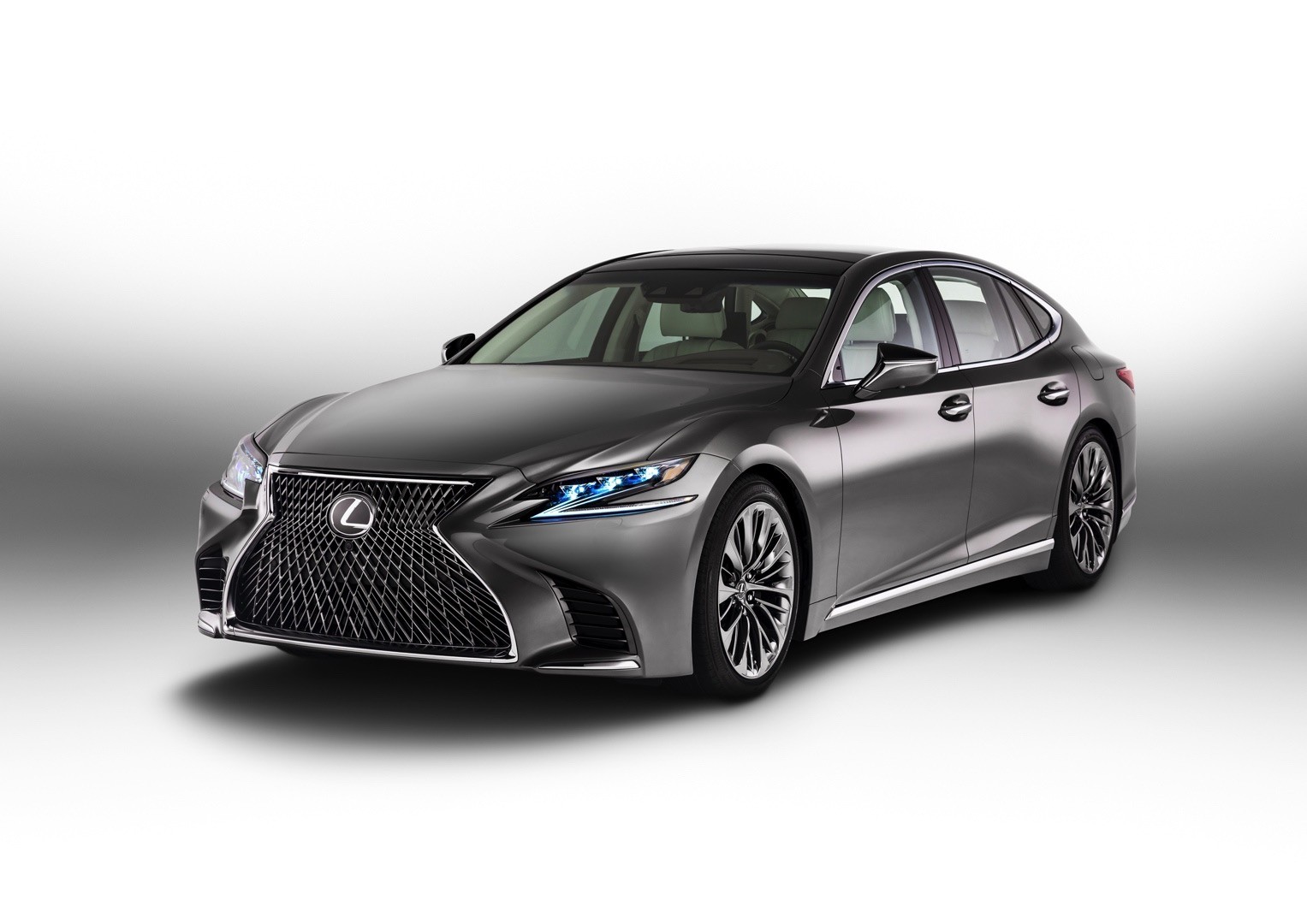 entry-level-2018-lexus-ls-350-launched-in-china-with-35-liter-n-a-v6-engine_1.jpg