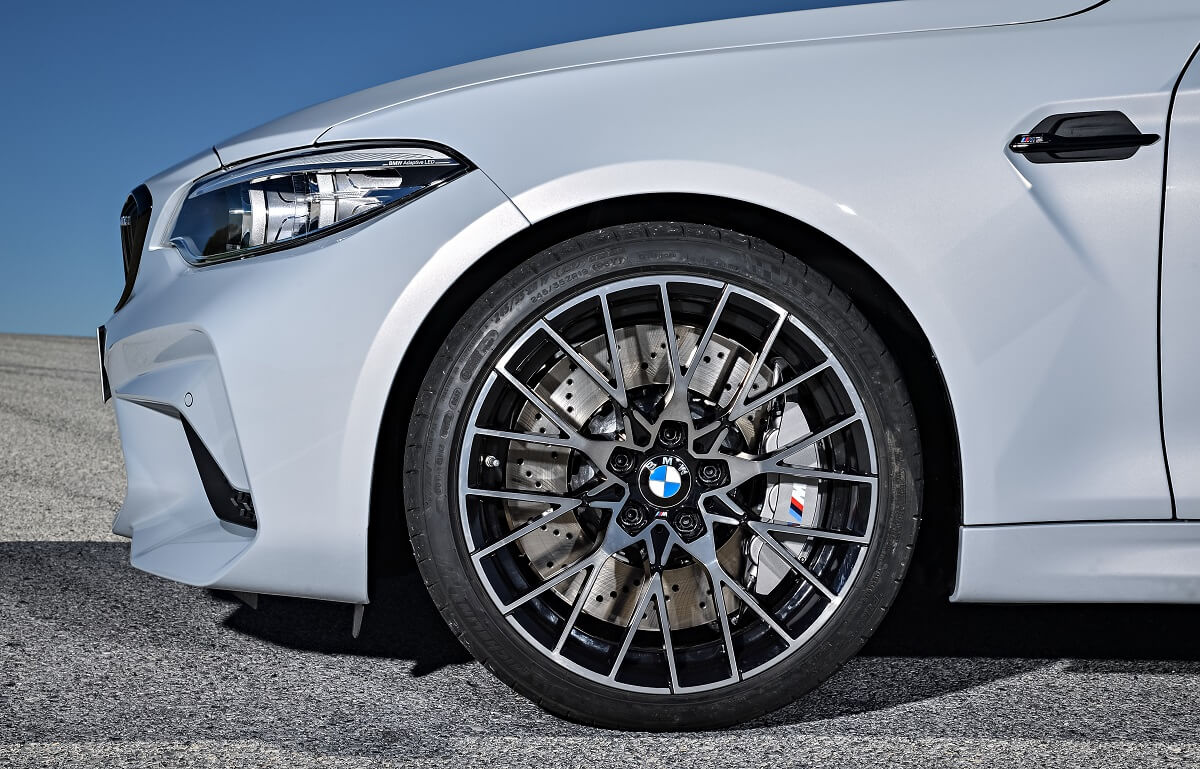 P90298673_highRes_the-new-bmw-m2-compe.jpg