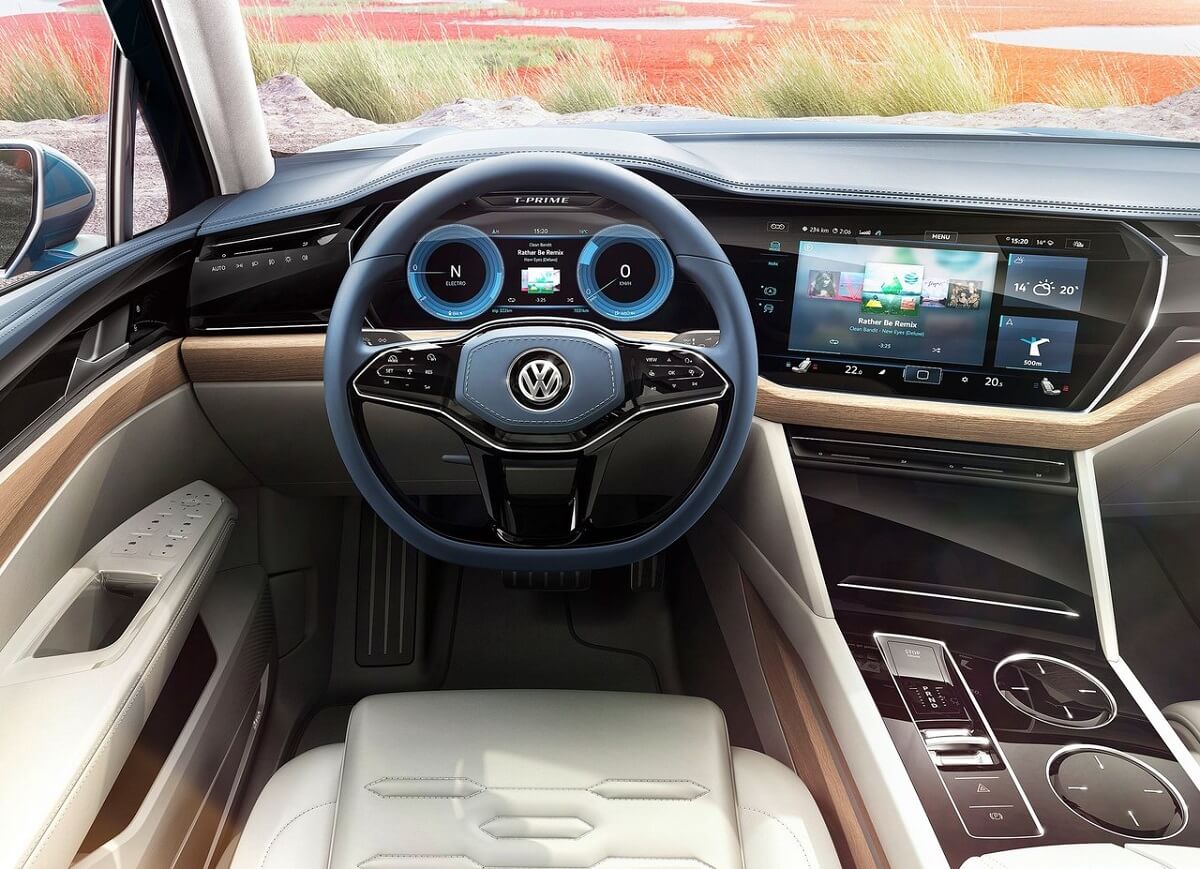 Volkswagen-T-Prime_GTE_Concept (2).jpg