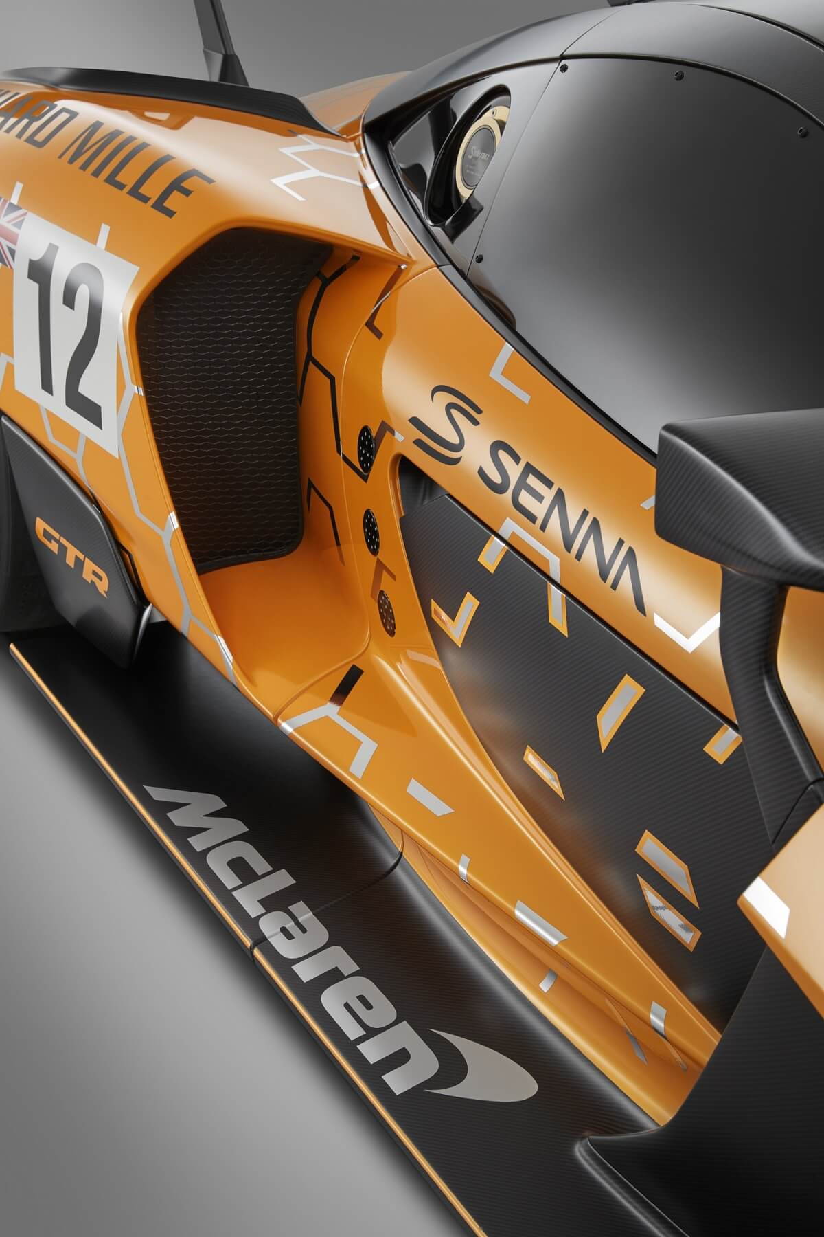 8995-McLaren+Senna+GTR+Concept_06.jpg