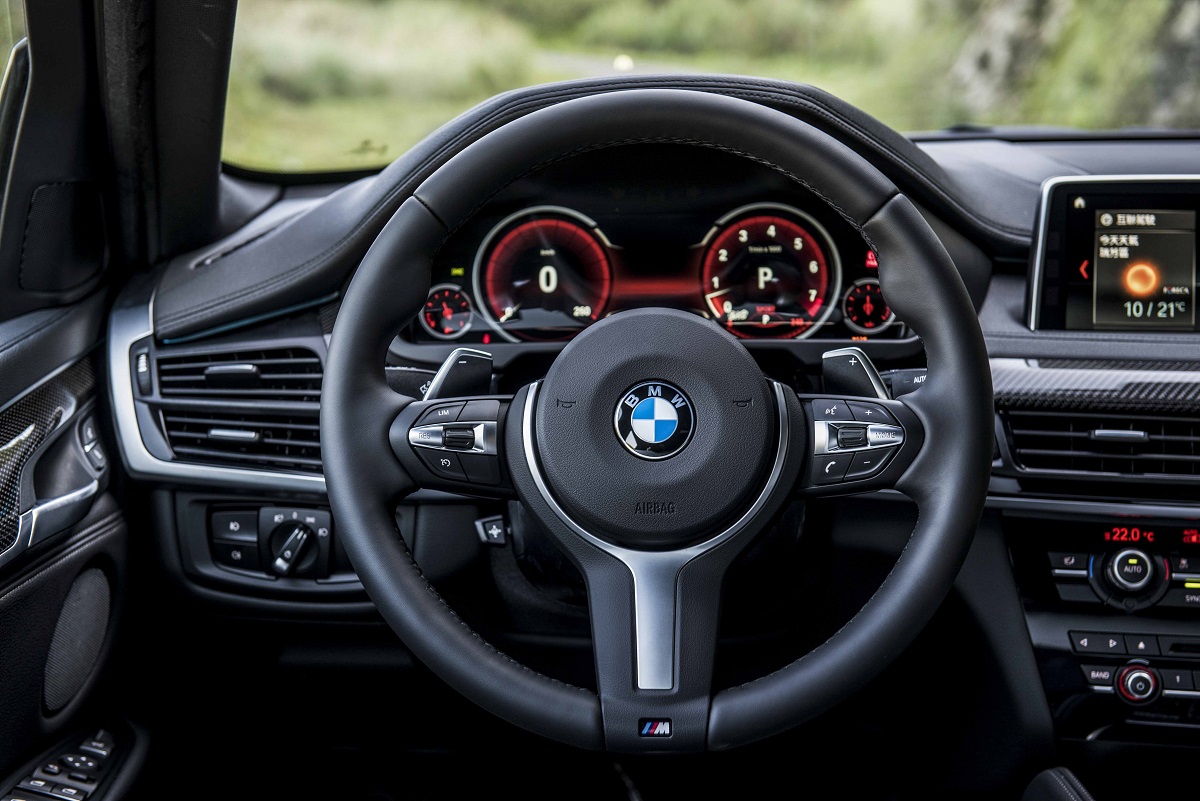 BMW X6 M Sport Edition (4).jpg