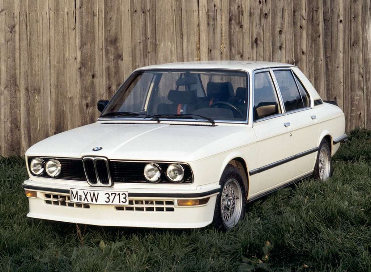 BMW-M_535i-1980.jpg