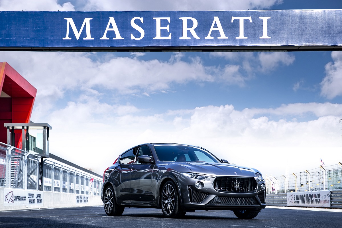 Maserati-Levante-TROFEO-1.jpg