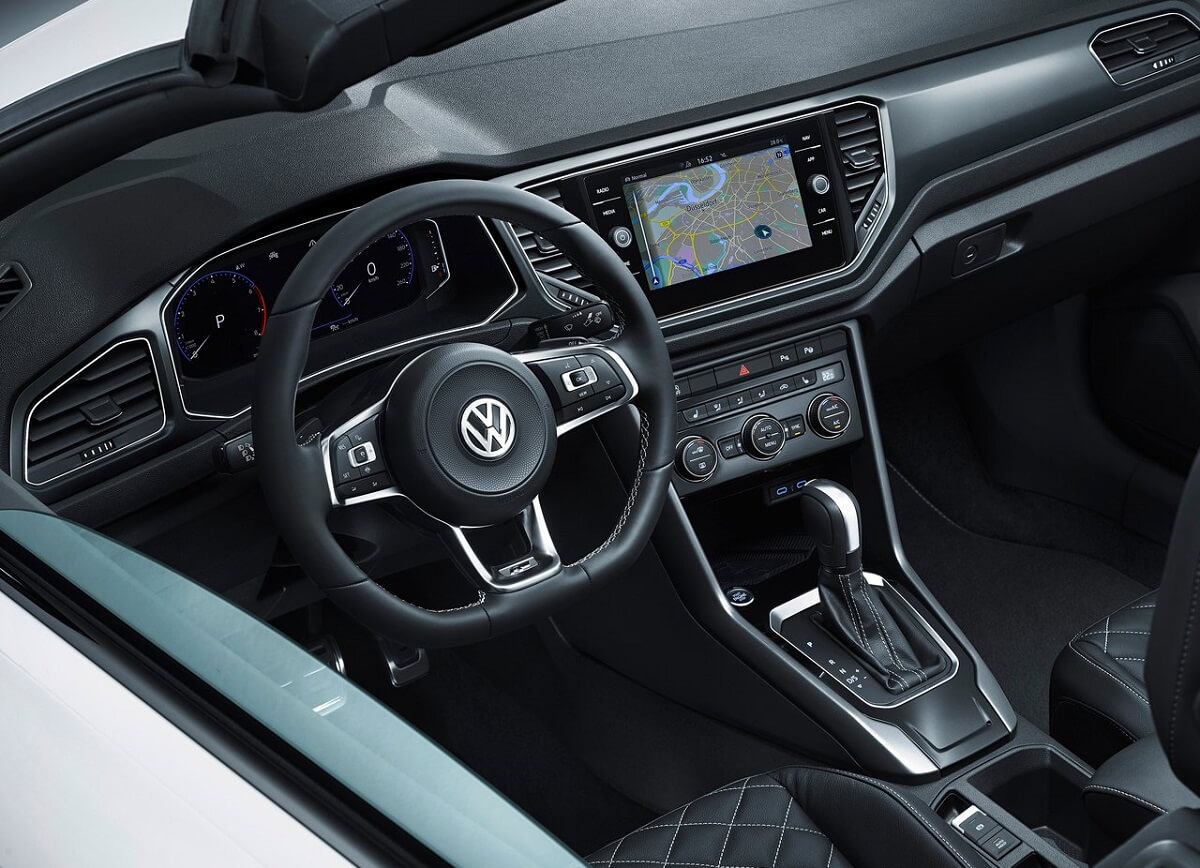 Volkswagen-T-Roc_Cabriolet-2020-8.jpg