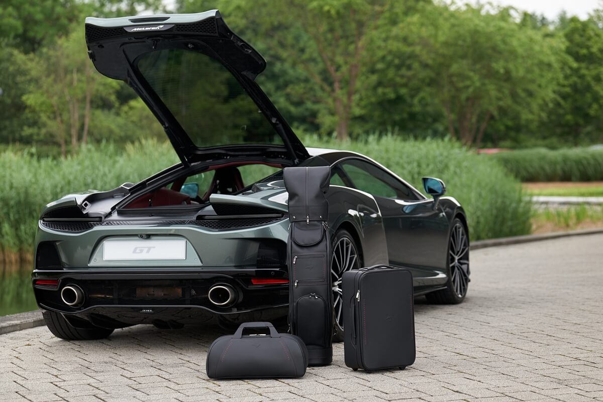Large-11254-McLaren-GT-set-of-luggage.jpg