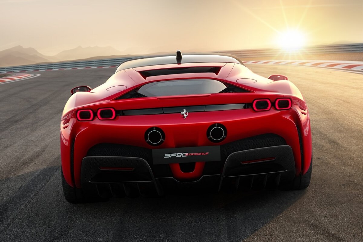 Universo-Ferrari-2.jpg
