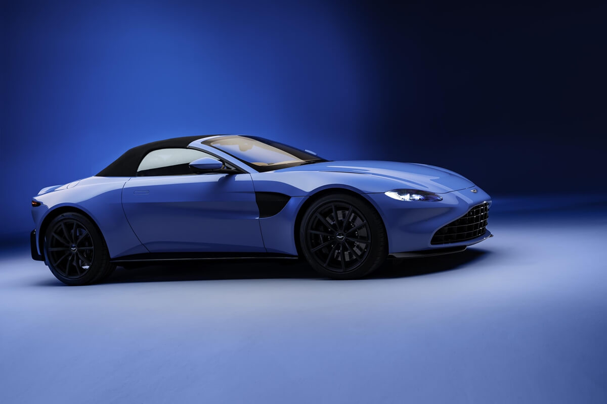 Aston-Martin-Vantage-Roadster_12.jpg