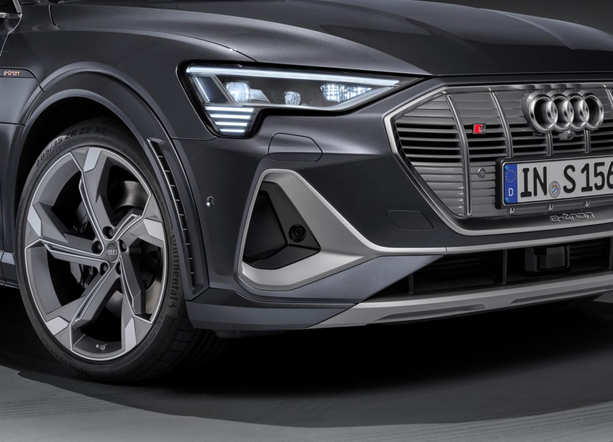 Audi-e-tron_S_Sportback-2021-9.jpg