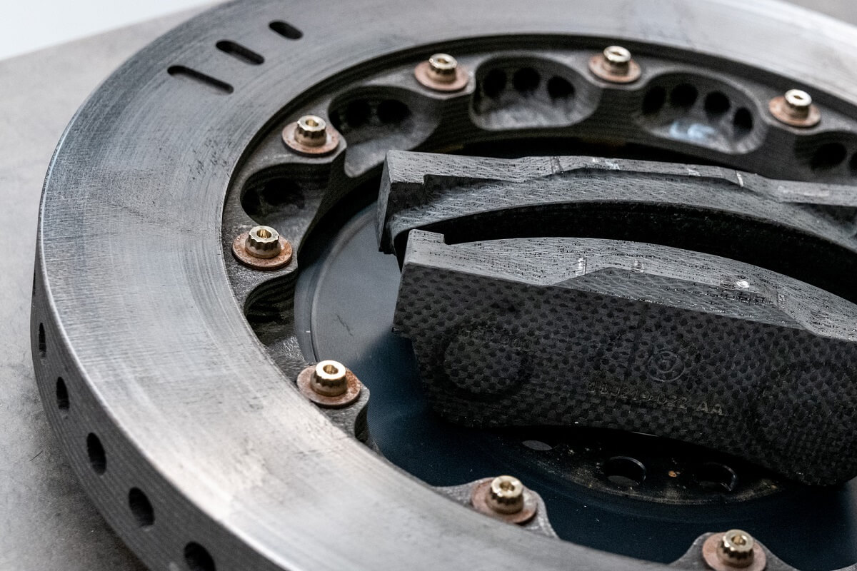 Brabham-BT62-Carbon-Brakes.jpg