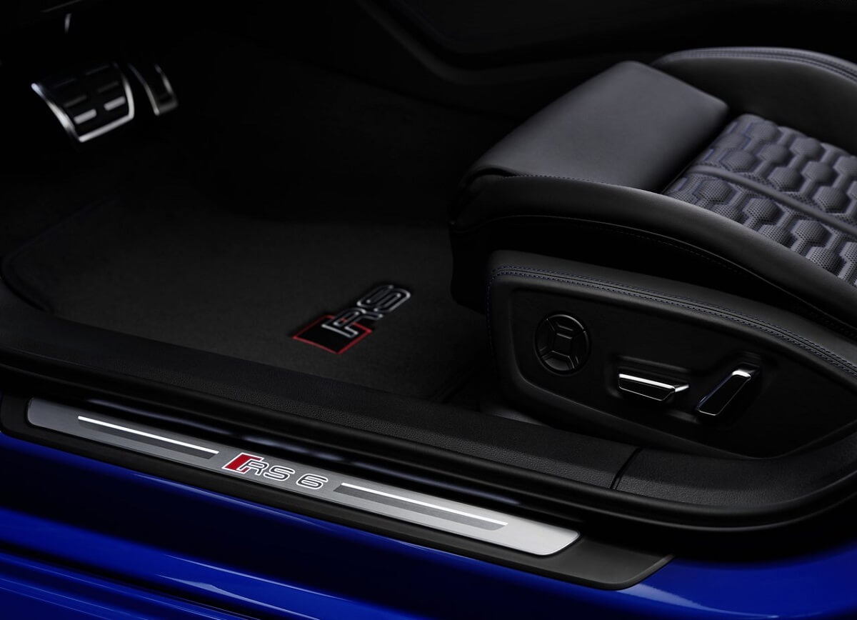Audi-RS6_Avant_RS_Tribute_Edition-2021-7.jpg