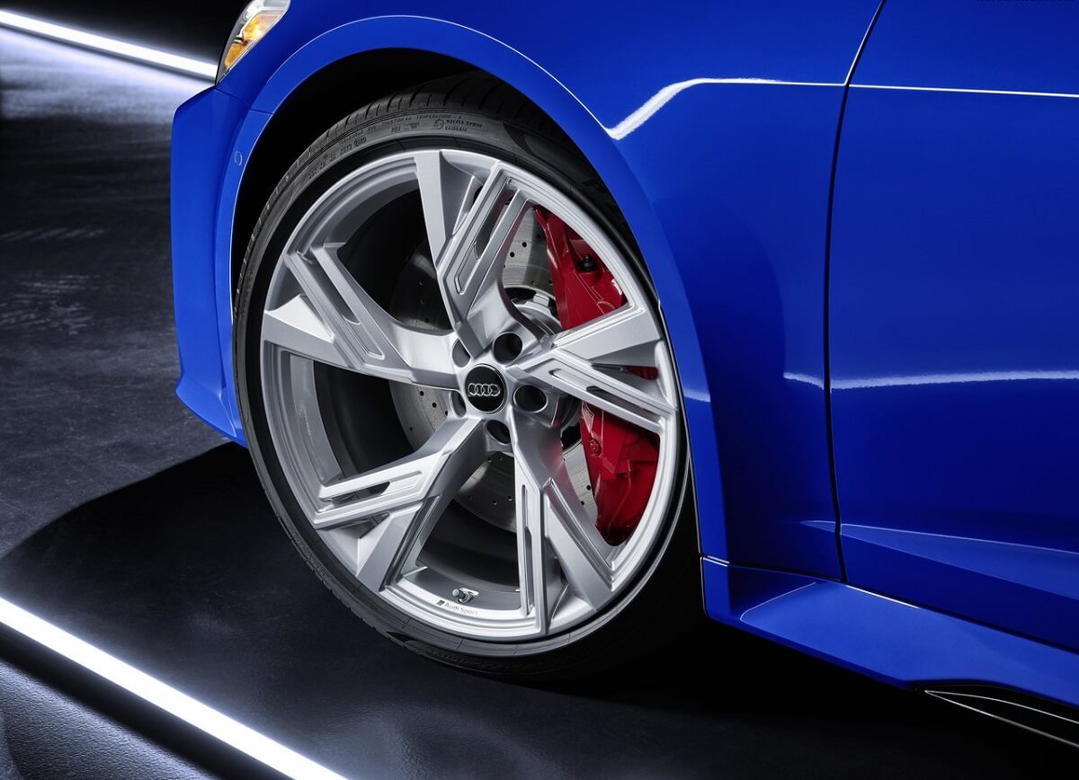 Audi-RS6_Avant_RS_Tribute_Edition-2021-9.jpg