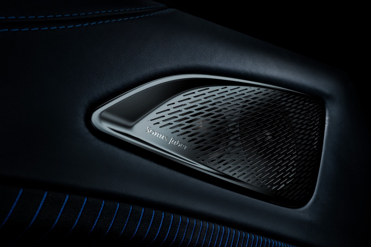 45_Maserati_MC20_interior_Sonus_Faber_speaker.jpg
