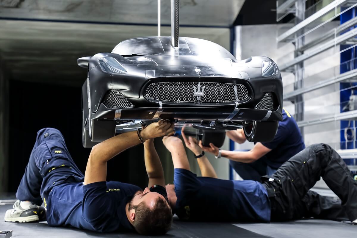 05_Maserati_MC20_aerodynamic_test_@_Wind_Tunnel_Dallara.jpg