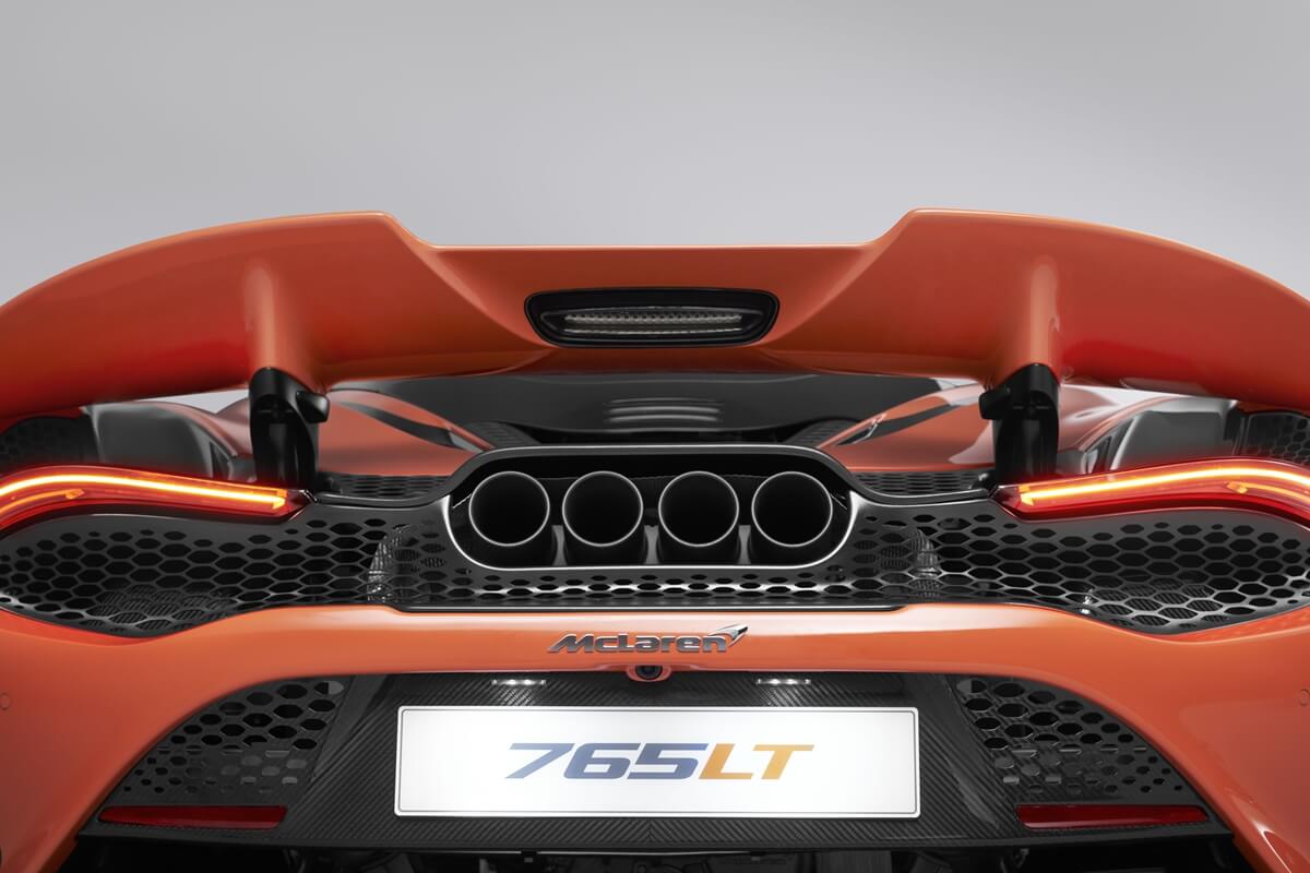 McLaren-765LT_Studio_08.jpg