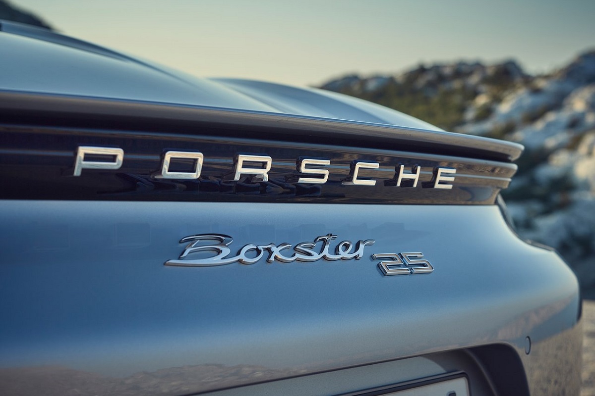 Porsche-Boxster_25_Years_Edition-2021-3.jpg
