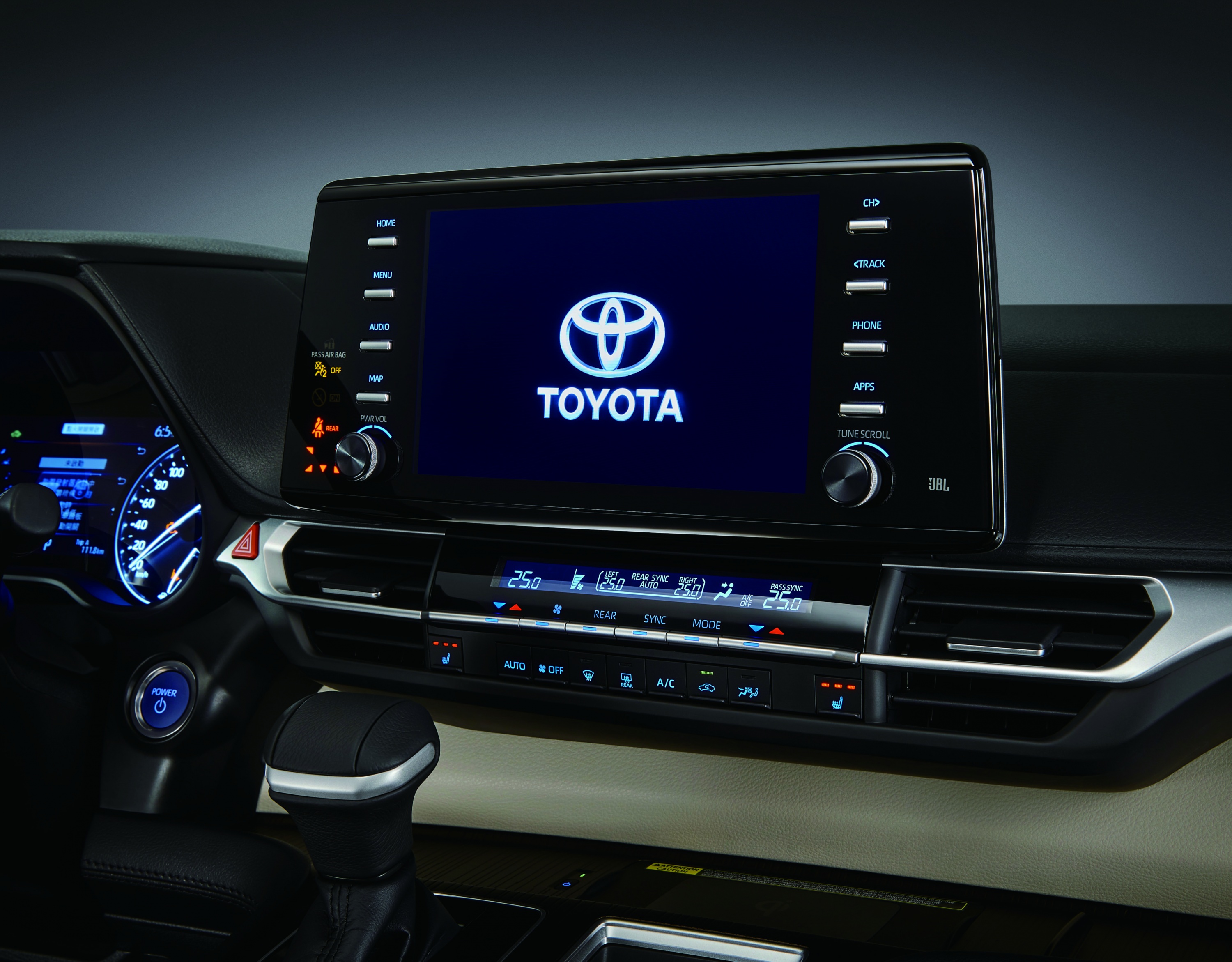 較預售價降價16 萬！Toyota Sienna 2.5 HYBRID 雙車型222 萬起正式在台 