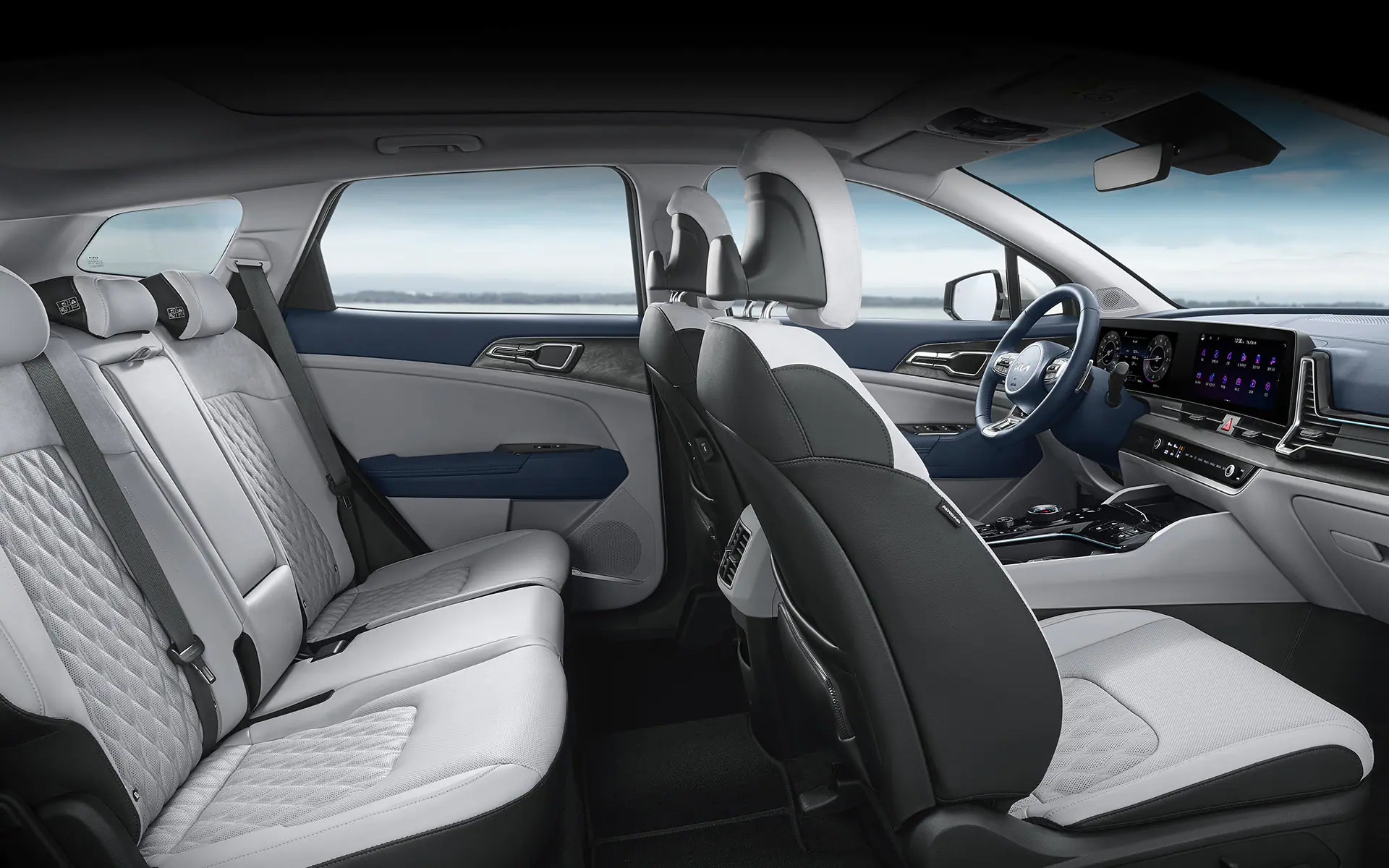 the_all_new_sportage_interior02_w.png
