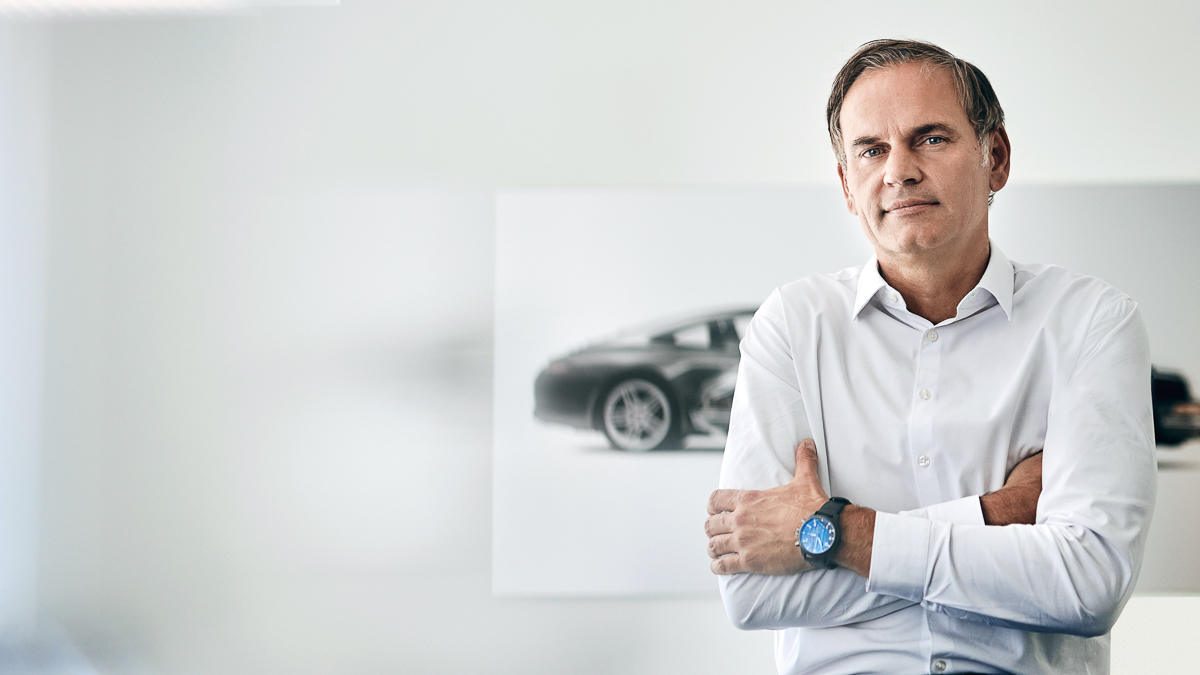 oliver_blume_chairman_of_the_executive_board_of_dr_ing_h_c_f_porsche_ag_2020_porsche_ag.jpg