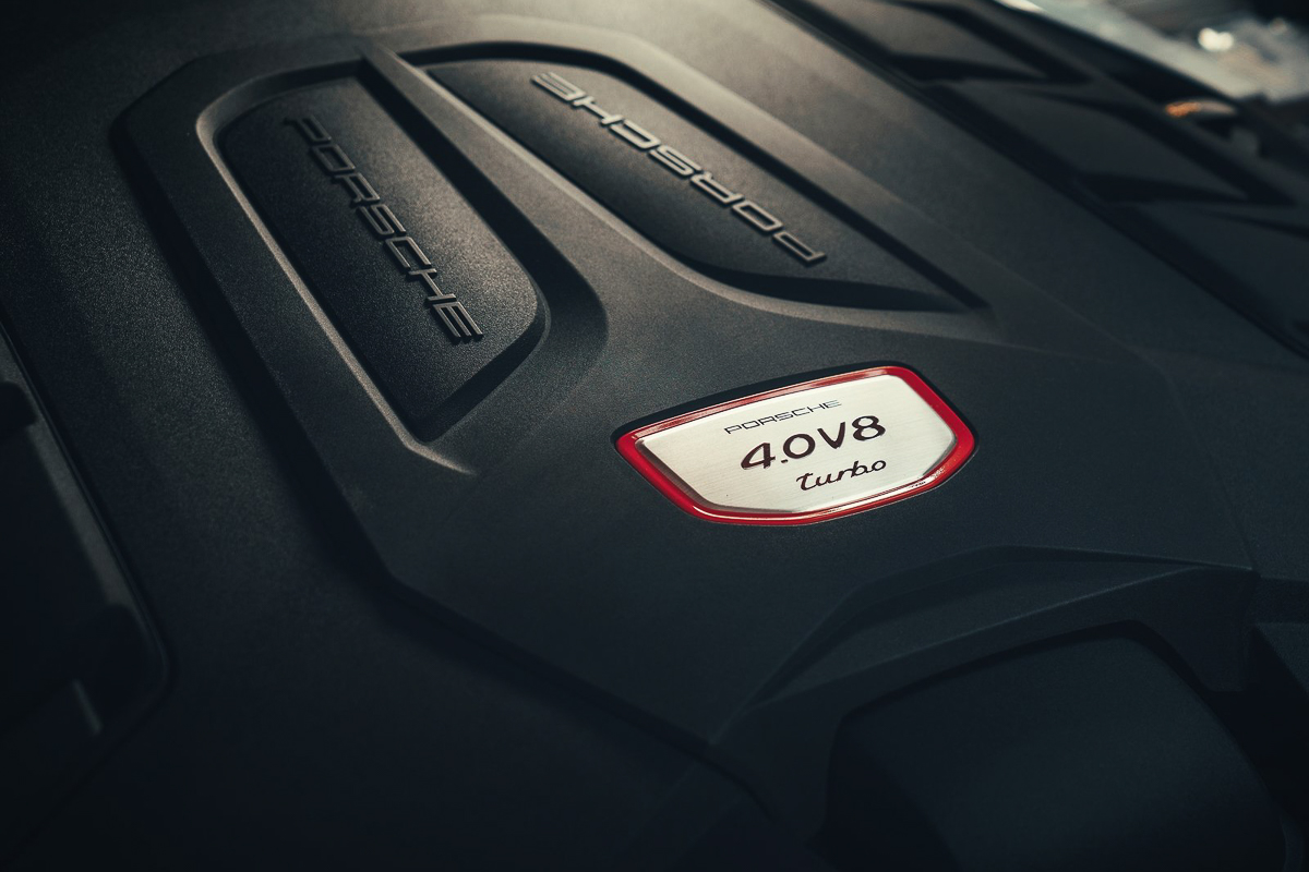 Porsche-Cayenne_Turbo_Coupe-2020-1600-93.jpg