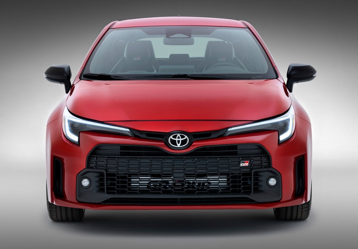 Toyota-GR_Corolla-2023-2.jpg