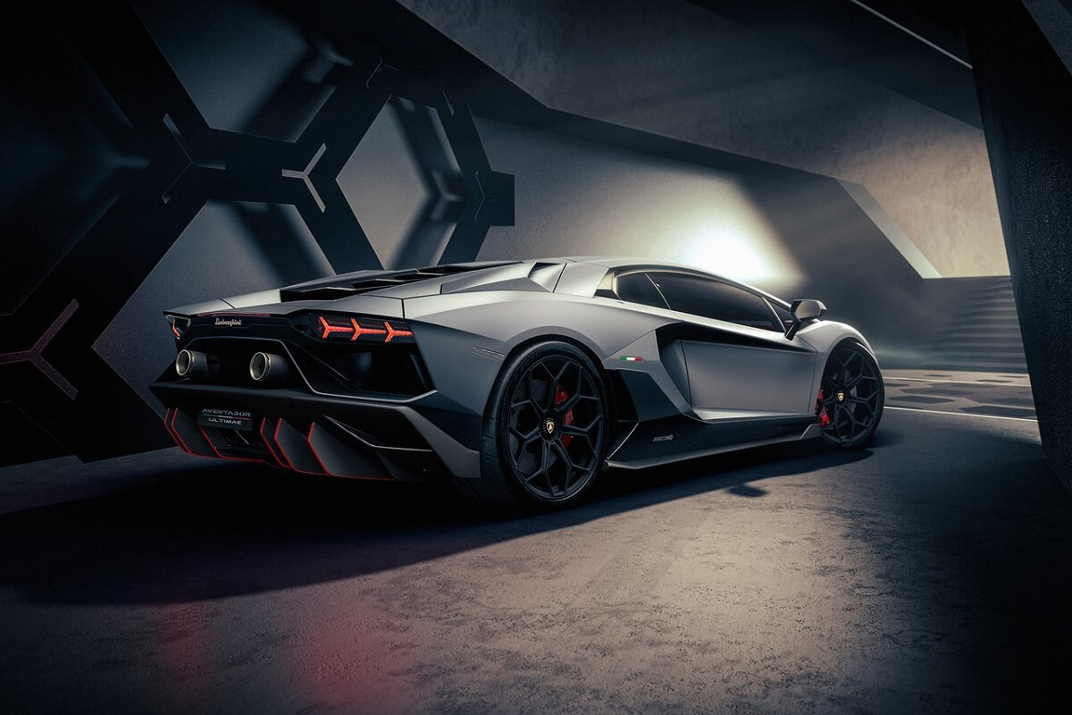 Lamborghini-Aventador_LP780-4-2022-3.jpg