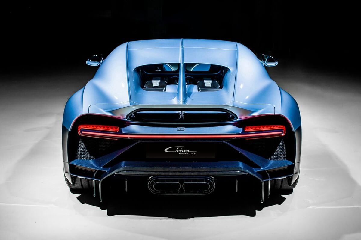Bugatti-Chiron_Profilee-2022-8.jpg