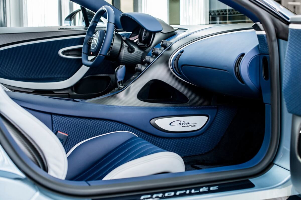 Bugatti-Chiron_Profilee-2022-9.jpg