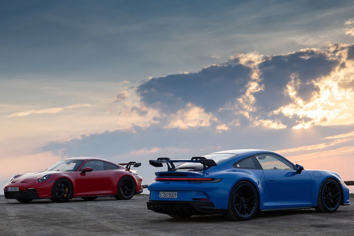 Porsche-911_GT3-2022-1.jpg